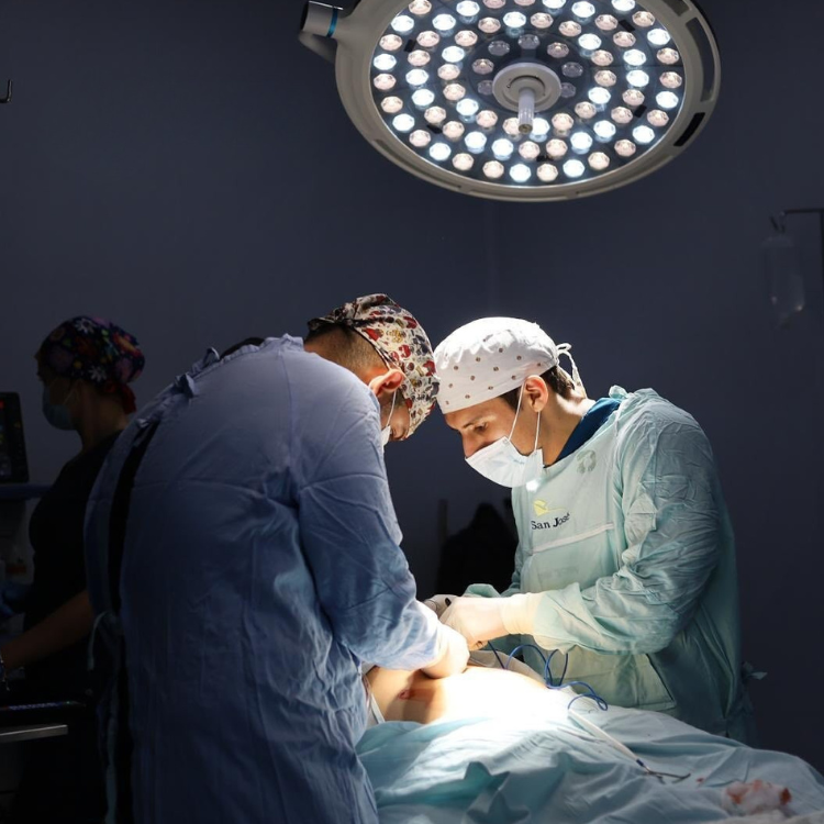 Cirujano gastrico certificado en Queretaro